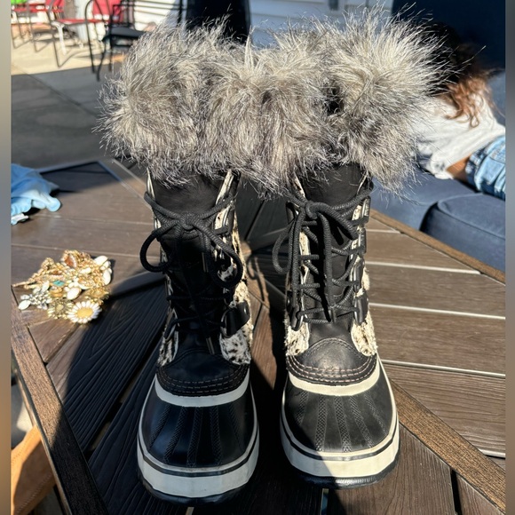 Limited Edition Sorel Winter Boot - Picture 3 of 9